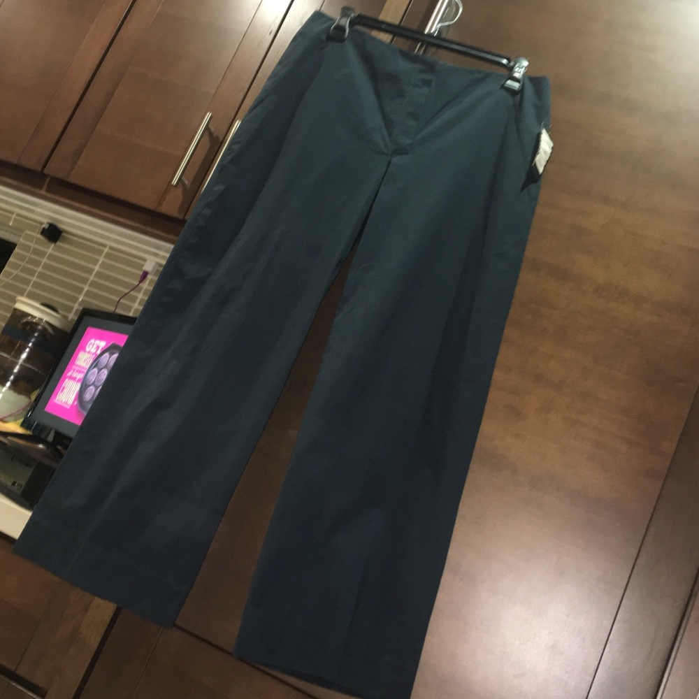 NEW! DKNY crops